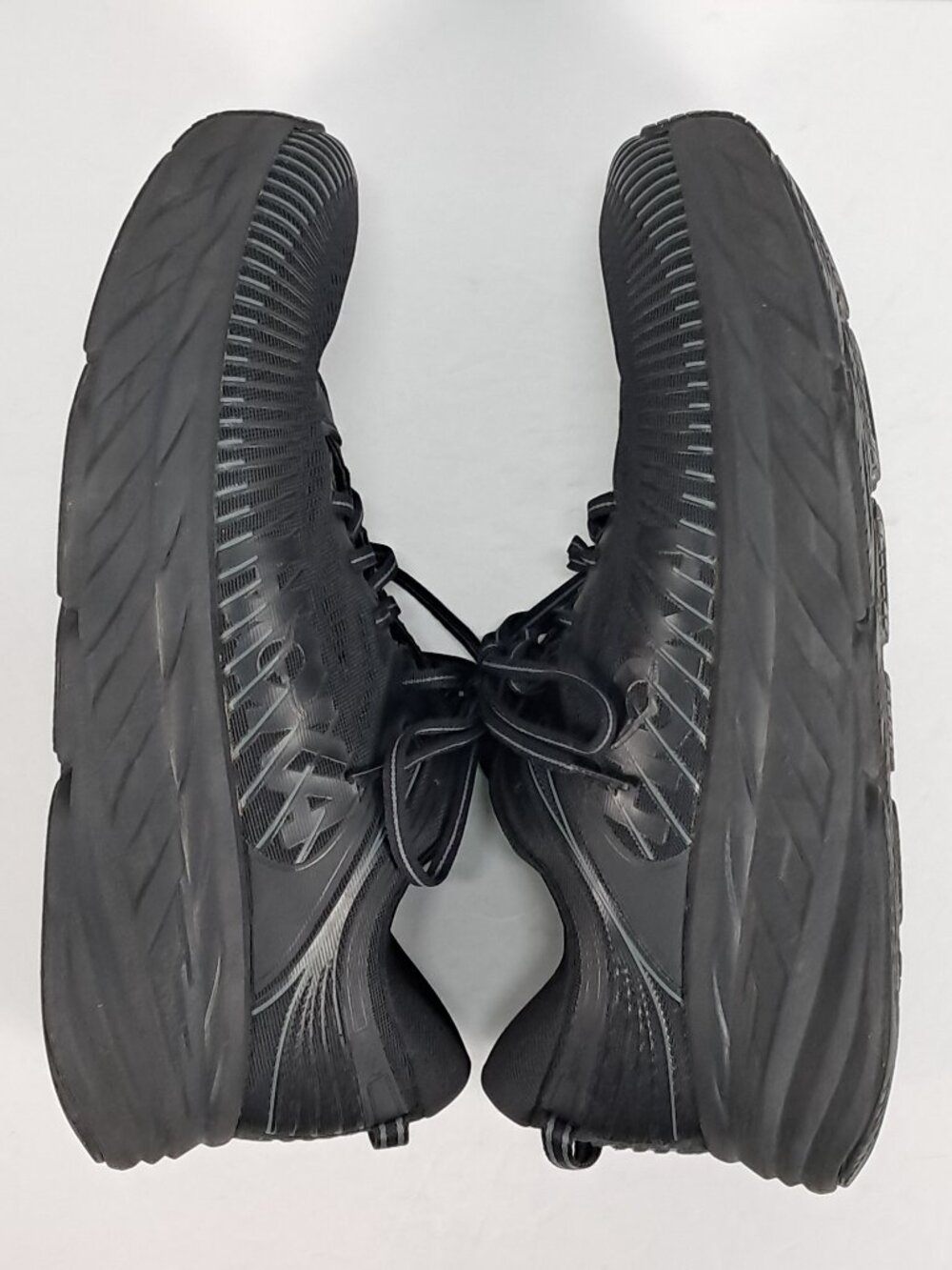 Hoka One One Bondi 7 Shoes Men 12 4E X-WIDE Black Athletic Sneakers 1117033 BBLC - Picture 3 of 14